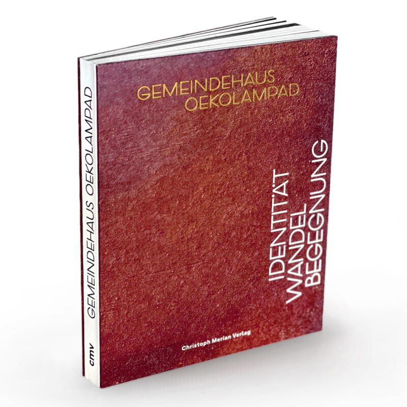 Buch aufgestellt quadratisch